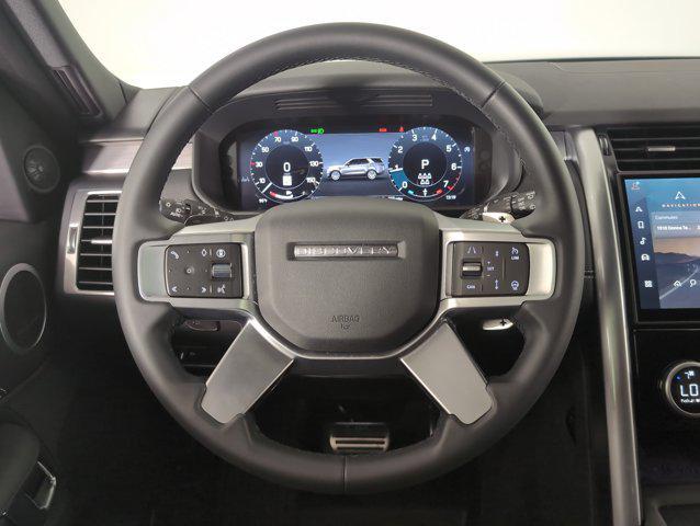 Photo of 2025 Eiger Grey Metallic Land Rover Discovery