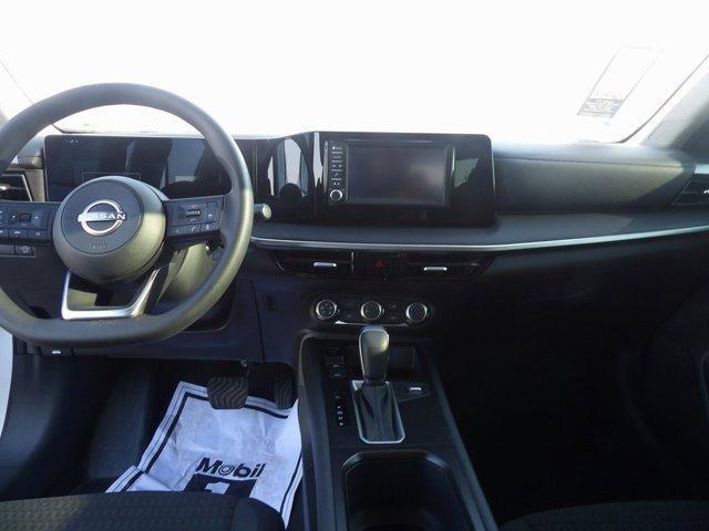Photo of 2025 Fresh Powder Nissan Kicks