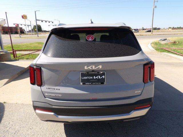 Photo of 2025 Wolf Gray Kia Sorento