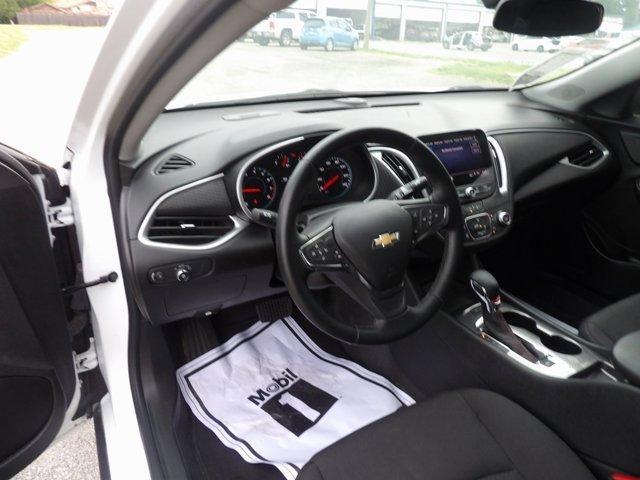 Photo of 2024 Summit White Chevrolet Malibu