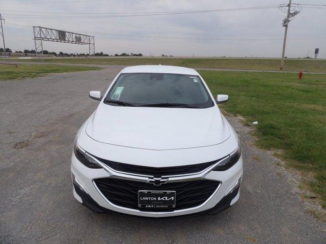 Photo of 2024 Summit White Chevrolet Malibu