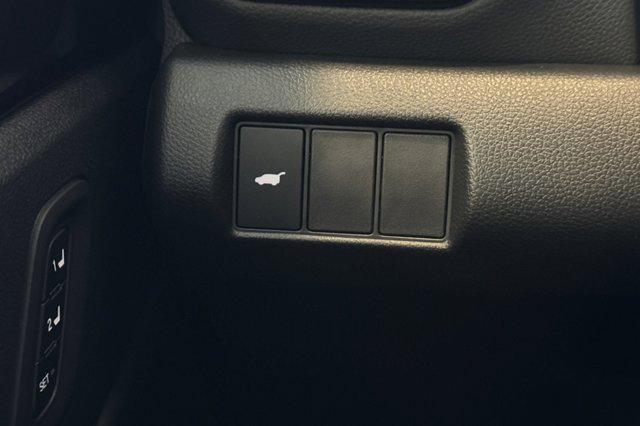 Photo of 2026 Platinum White Pearl Honda Passport