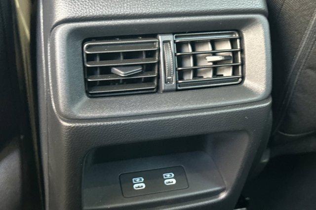 Photo of 2026 Platinum White Pearl Honda CR-V Hybrid