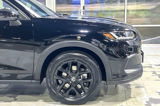 Photo of 2024 Crystal Black Pearl Honda HR-V