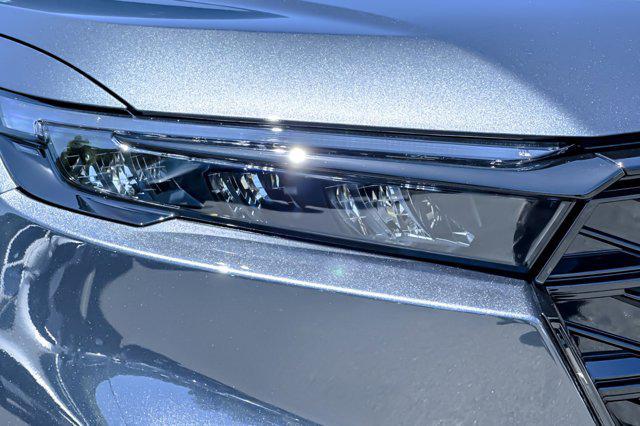 Photo of 2026 Meteorite Gray Metallic Honda CR-V Hybrid