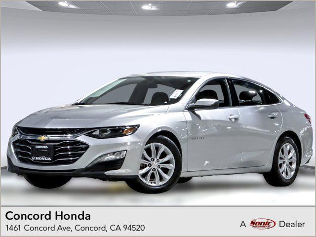 Photo of 2022 Silver Ice Metallic Chevrolet Malibu