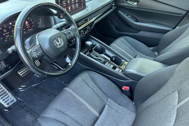 Photo of 2024 Solar Silver Metallic Honda Accord Hybrid