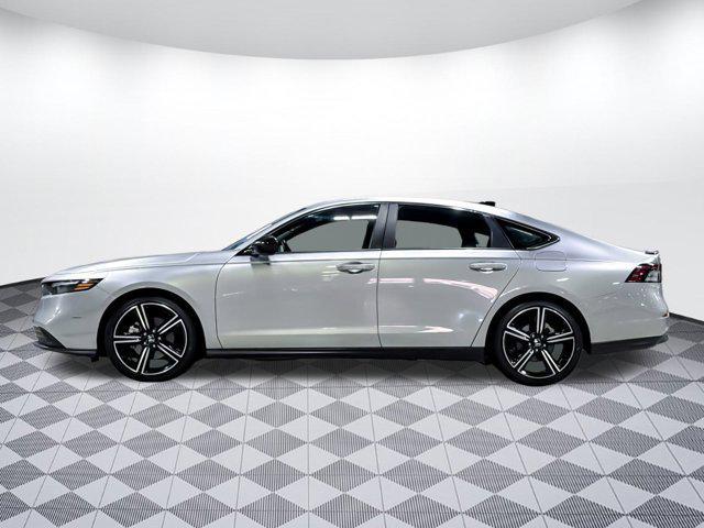 Photo of 2024 Solar Silver Metallic Honda Accord Hybrid