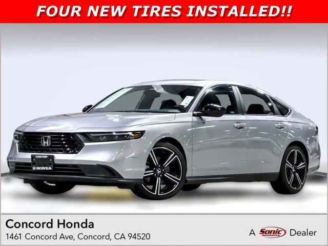 Photo of 2024 Solar Silver Metallic Honda Accord Hybrid