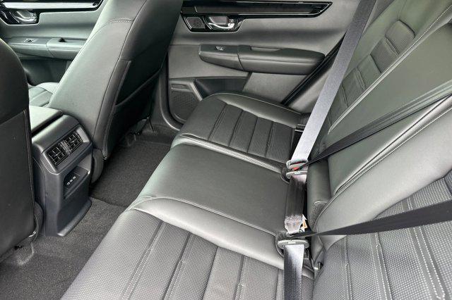Photo of 2026 Platinum White Pearl Honda CR-V