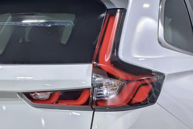 Photo of 2026 Platinum White Pearl Honda CR-V
