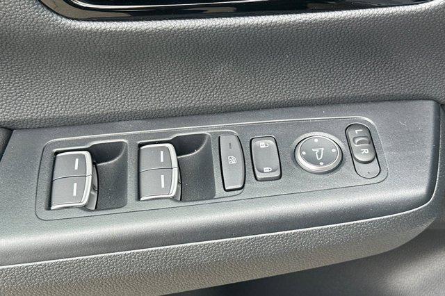 Photo of 2026 Platinum White Pearl Honda CR-V