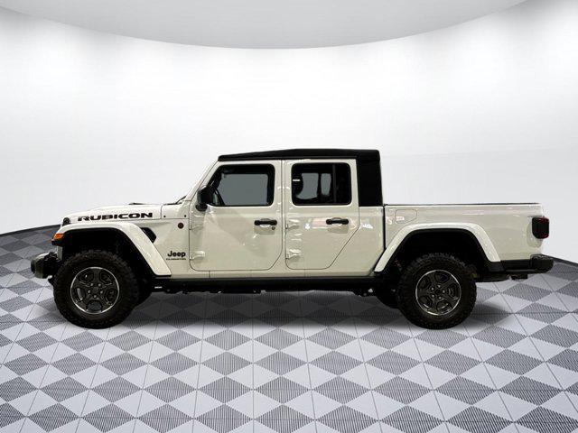 Photo of 2020 Bright White Clearcoat Jeep Gladiator