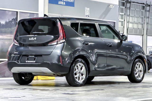Photo of 2023 Gravity Gray Kia Soul