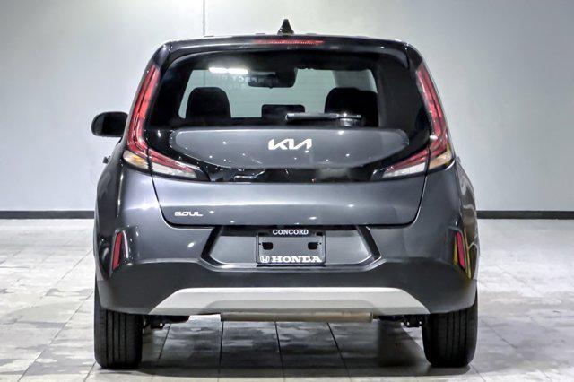 Photo of 2023 Gravity Gray Kia Soul