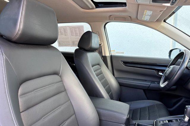 Photo of 2023 Lunar Silver Metallic Honda CR-V