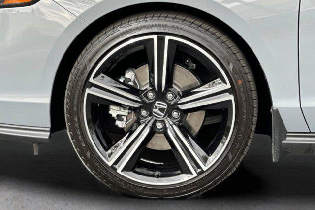 Photo of 2025 Urban Gray Pearl Honda Accord Hybrid