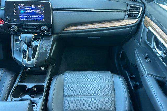 Photo of 2022 Platinum White Pearl Honda CR-V