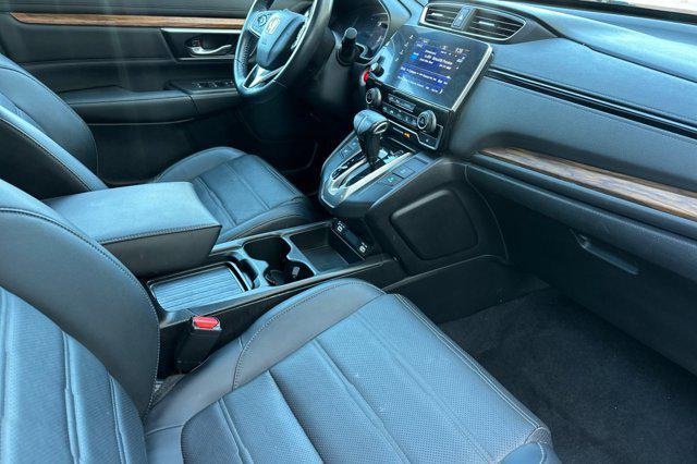 Photo of 2022 Platinum White Pearl Honda CR-V