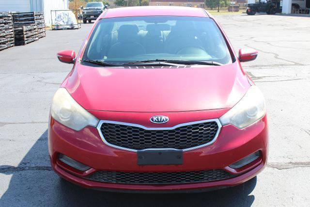 Photo of 2014 Crimson Red Kia Forte