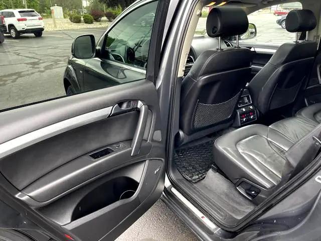 Photo of 2007 Condor Gray Metallic Audi Q7