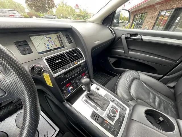 Photo of 2007 Condor Gray Metallic Audi Q7
