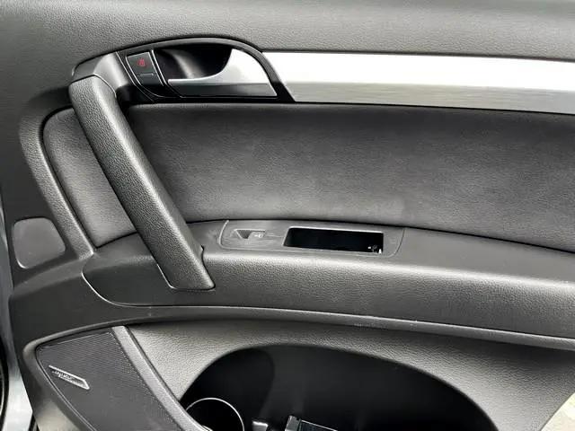 Photo of 2007 Condor Gray Metallic Audi Q7