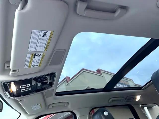 Photo of 2015 Kaikoura Stone Land Rover Range Rover Sport