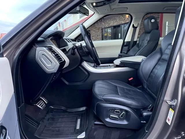 Photo of 2015 Kaikoura Stone Land Rover Range Rover Sport