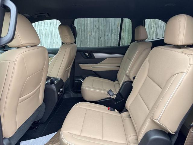 Photo of 2026 cherry red tintcoat Buick Enclave