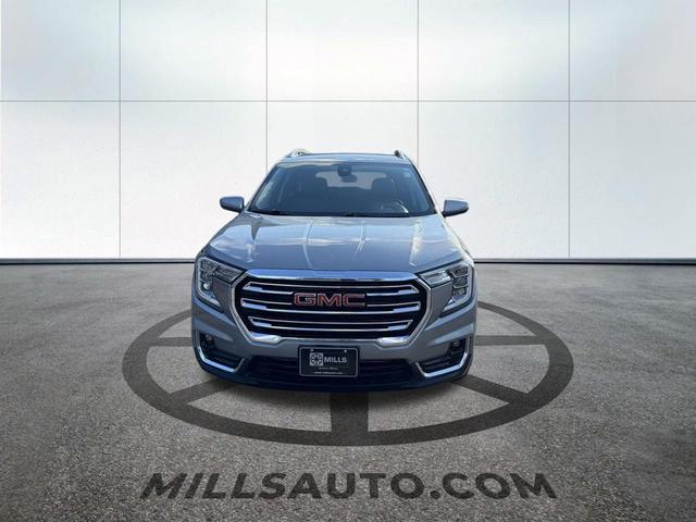 Photo of 2024 Sterling Metallic GMC Terrain
