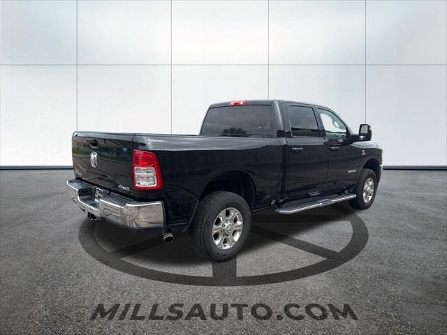 Photo of 2024 Diamond Black Crystal Pearlcoat RAM 2500