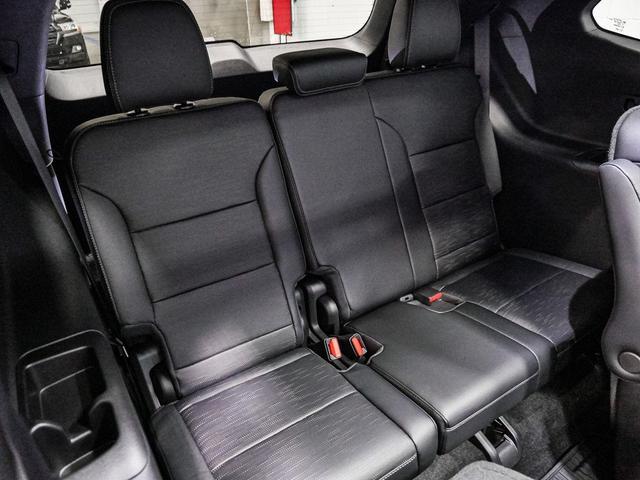 Photo of 2026 moonstone gray metallic Buick Enclave