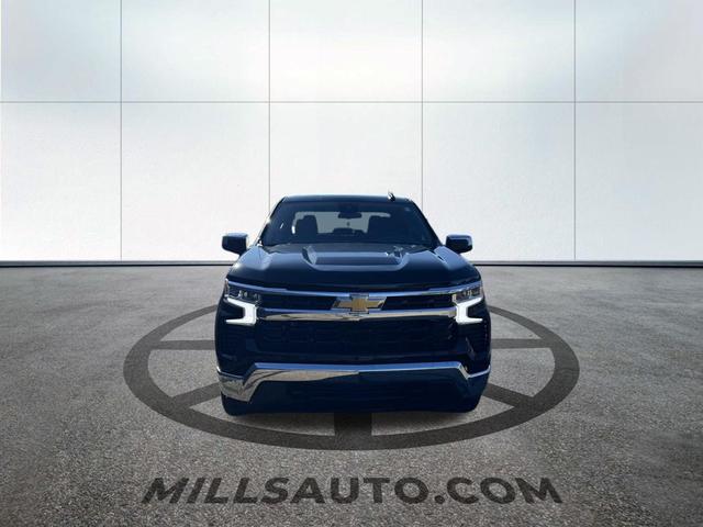 Photo of 2025 Black Chevrolet Silverado 1500