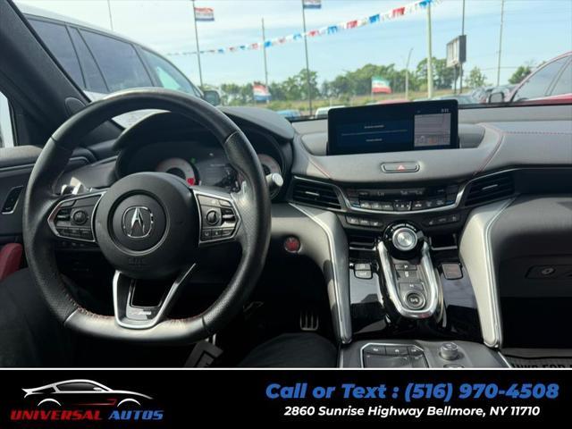 Photo of 2022 Modern Steel Metallic Acura TLX