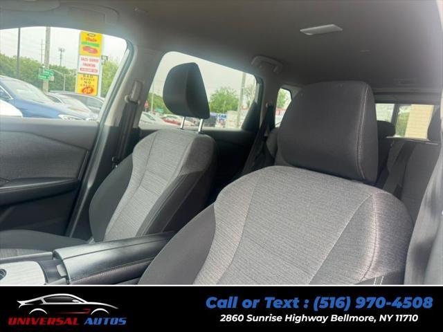 Photo of 2023 Boulder Gray Pearl/Super Black Nissan Rogue