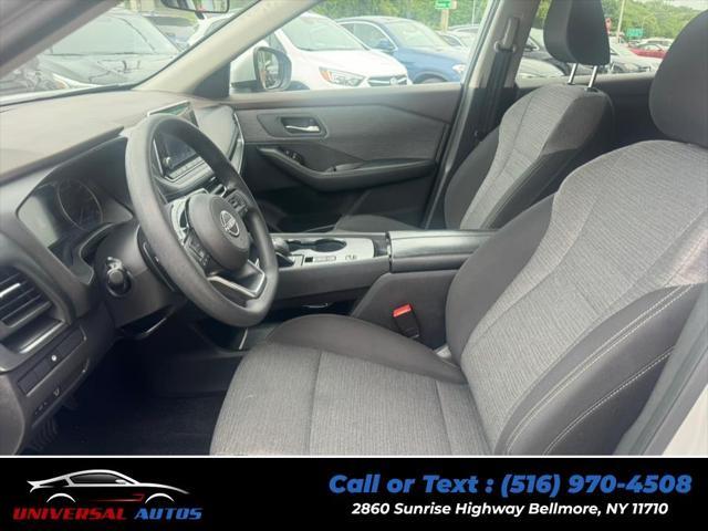 Photo of 2023 Boulder Gray Pearl/Super Black Nissan Rogue