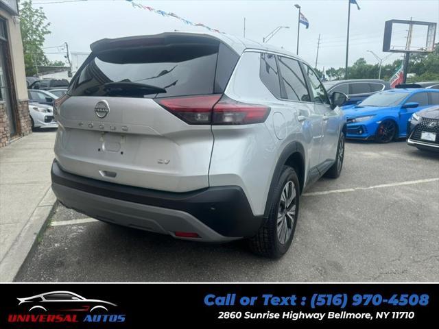 Photo of 2023 Boulder Gray Pearl/Super Black Nissan Rogue