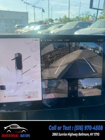 Photo of 2022 Midnight Silver Metallic Tesla Model Y