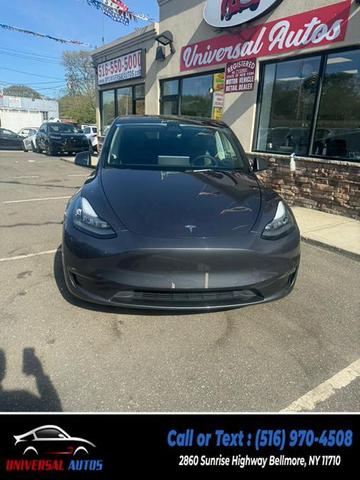 Photo of 2022 Midnight Silver Metallic Tesla Model Y