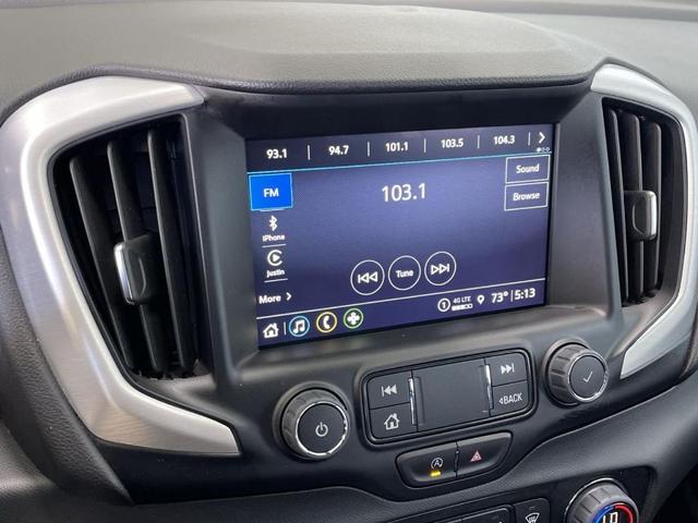 Photo of 2024 Summit White GMC Terrain