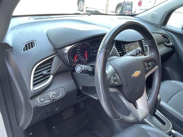 Photo of 2022 Summit White Chevrolet Trax