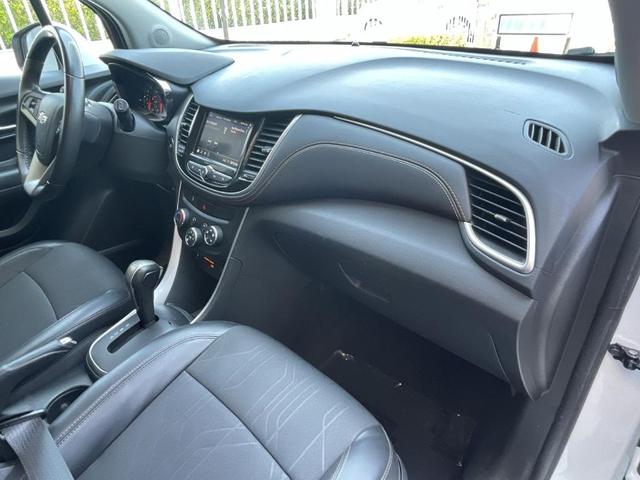 Photo of 2022 Summit White Chevrolet Trax