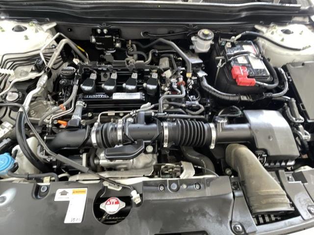 Photo of 2020 Platinum White Pearl Honda Accord