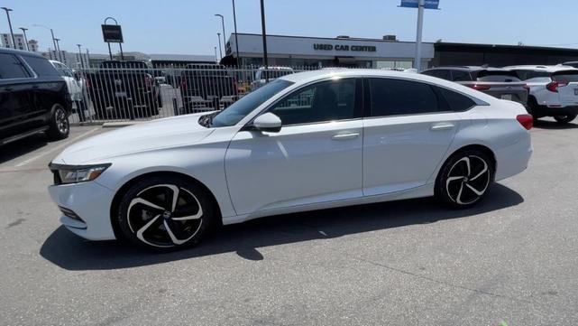 Photo of 2020 Platinum White Pearl Honda Accord