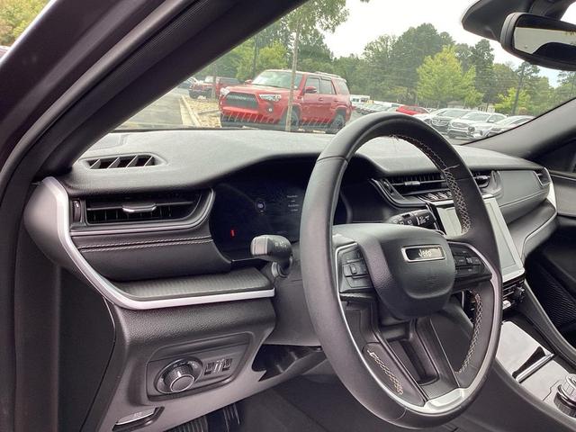 Photo of 2024 Baltic Gray Metallic Clearcoat Jeep Grand Cherokee L