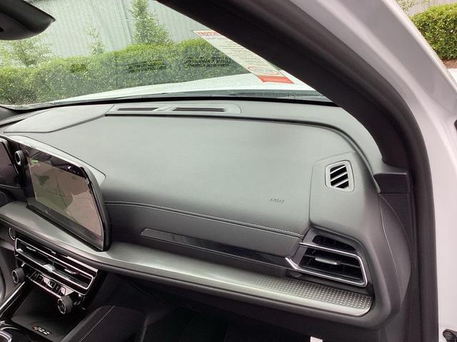 Photo of 2026 Summit White Chevrolet Traverse