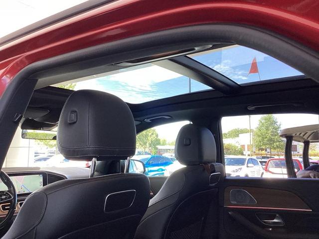 Photo of 2020 Cardinal Red Mercedes-Benz GLE 350