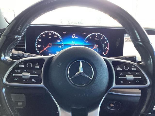 Photo of 2020 Cardinal Red Mercedes-Benz GLE 350