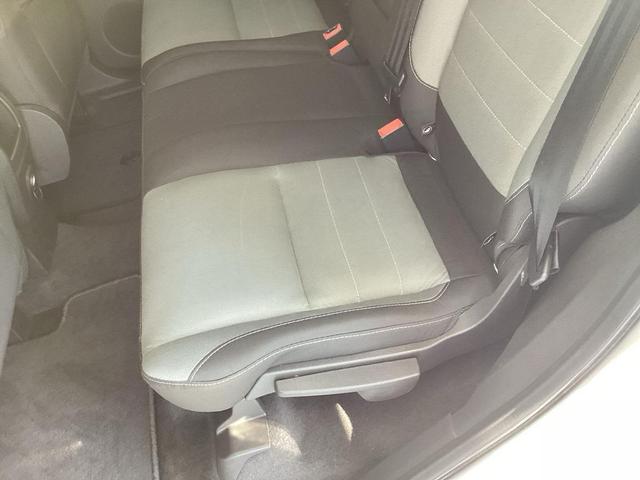 Photo of 2014 Oxford White Ford Escape